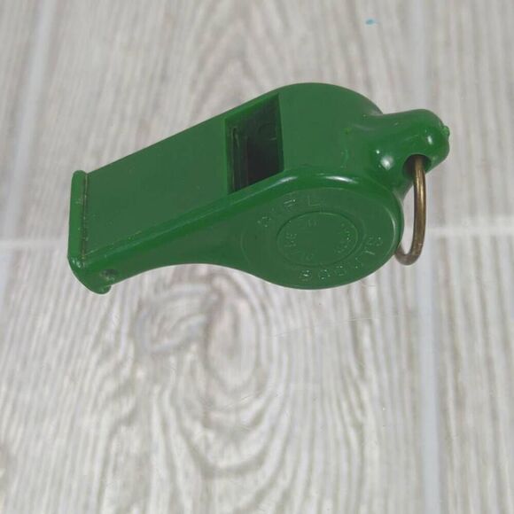 Vintage Girl Scouts of America Plastic Whistle Green with Cork Ball Inside - Picture 5 of 10